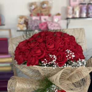 99 Güllü Özel Buket